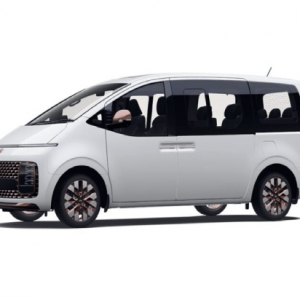 HYUNDAI STARIA 9 places